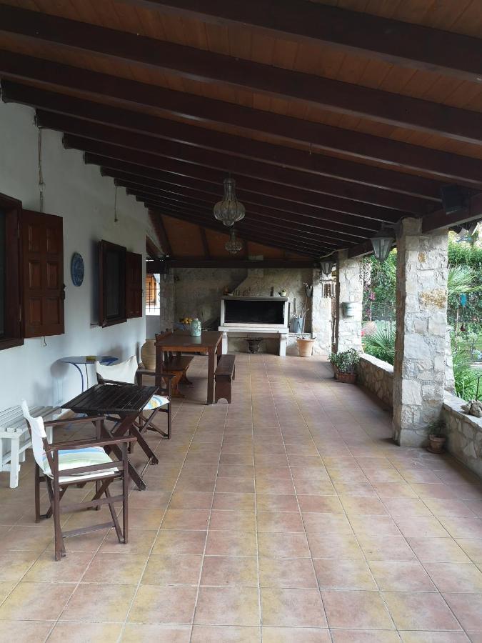 Villa Lena Entire Cottage Kalamaki  Exterior foto