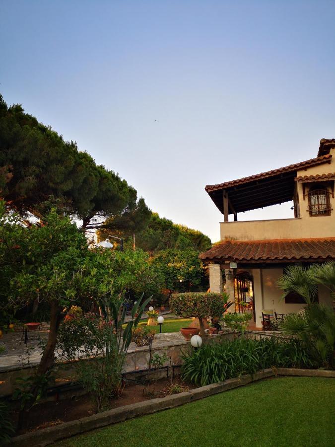 Villa Lena Entire Cottage Kalamaki  Exterior foto